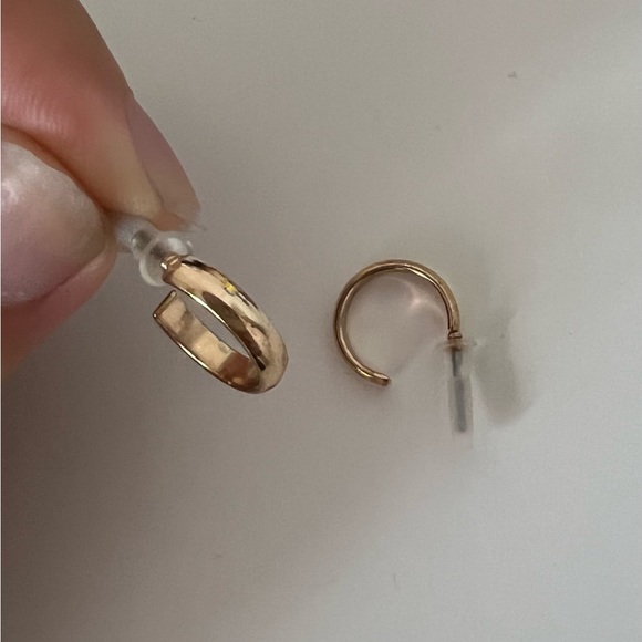 27 pairs of earrings from Claire’s and H&M - Picture 2 of 10